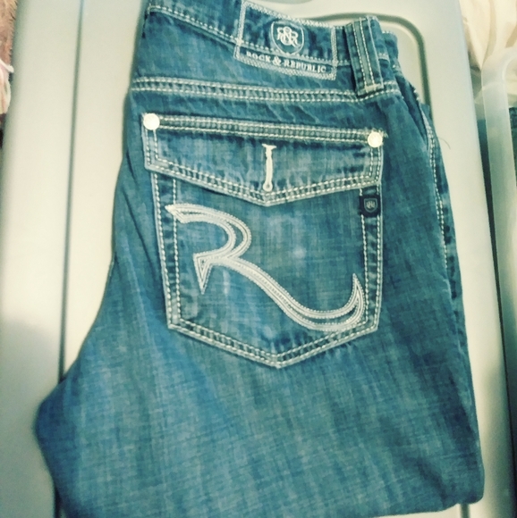 Rock & Republic Other - ROCK&REPUBLIC AUTHENTIC JEANS🎁👖🎁A FABULOUS GIFT GIVING!!🎉🐶